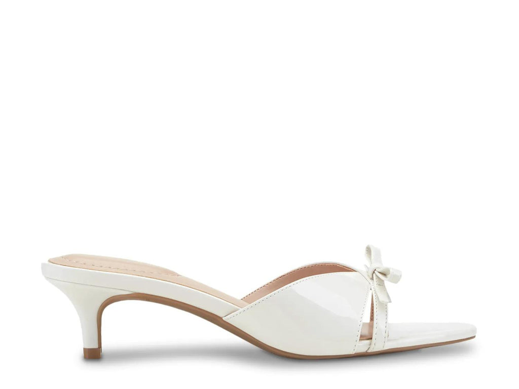 Bandolino Rissie Sandal