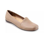 Trotters Sage Loafer
