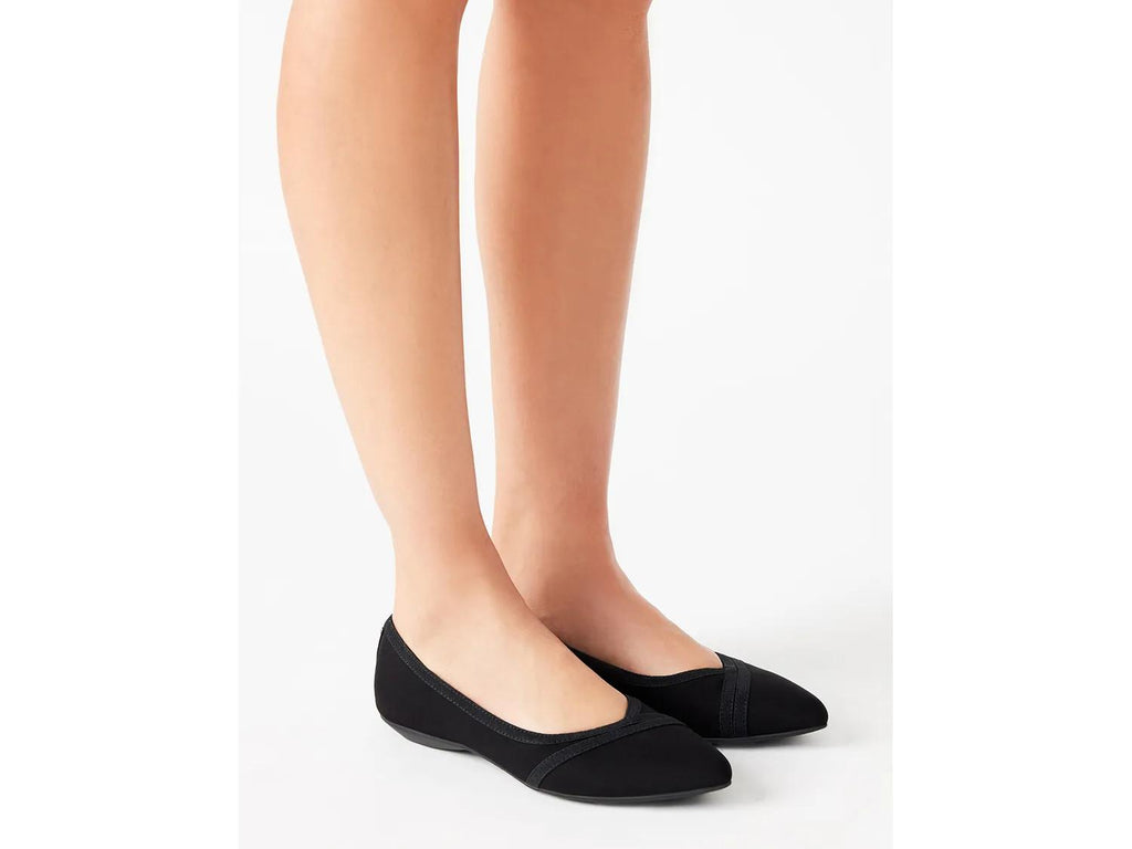 Anne Klein Oceanus Flat