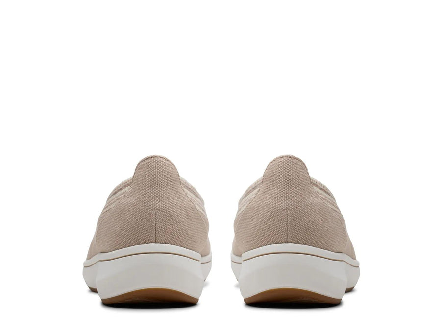 Clarks Cloudsteppers Breeze Sky Air Slip-On