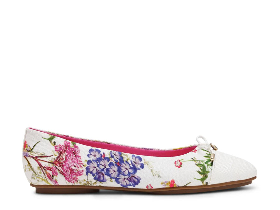 Anne Klein Luci Slip-On