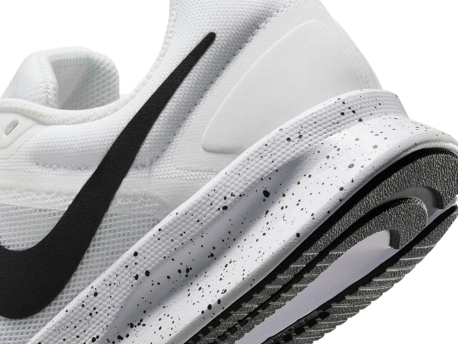 Nike Run Swift 3 Running Shoe - Women's