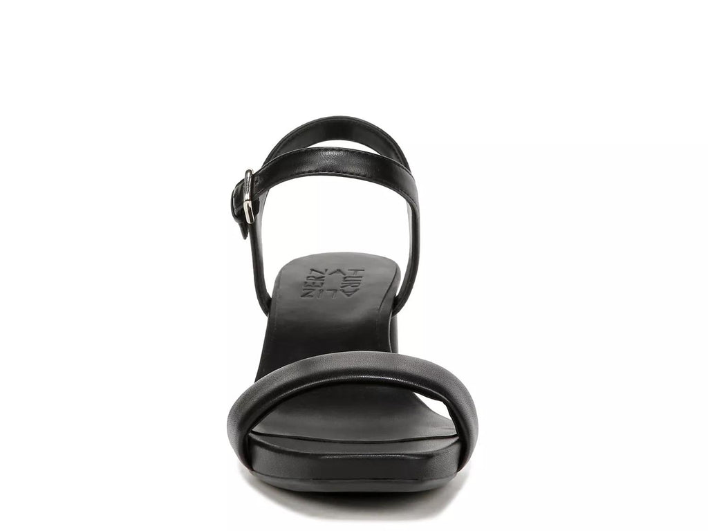 Naturalizer Izzy Sandal