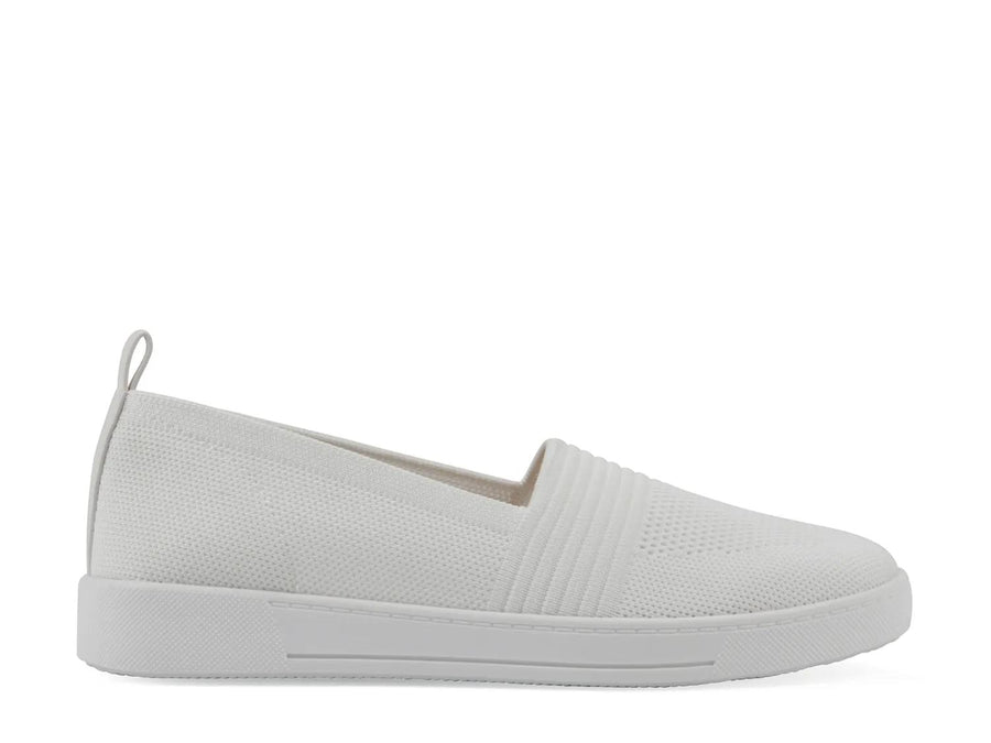 White Mountain Upright Slip-On Sneaker