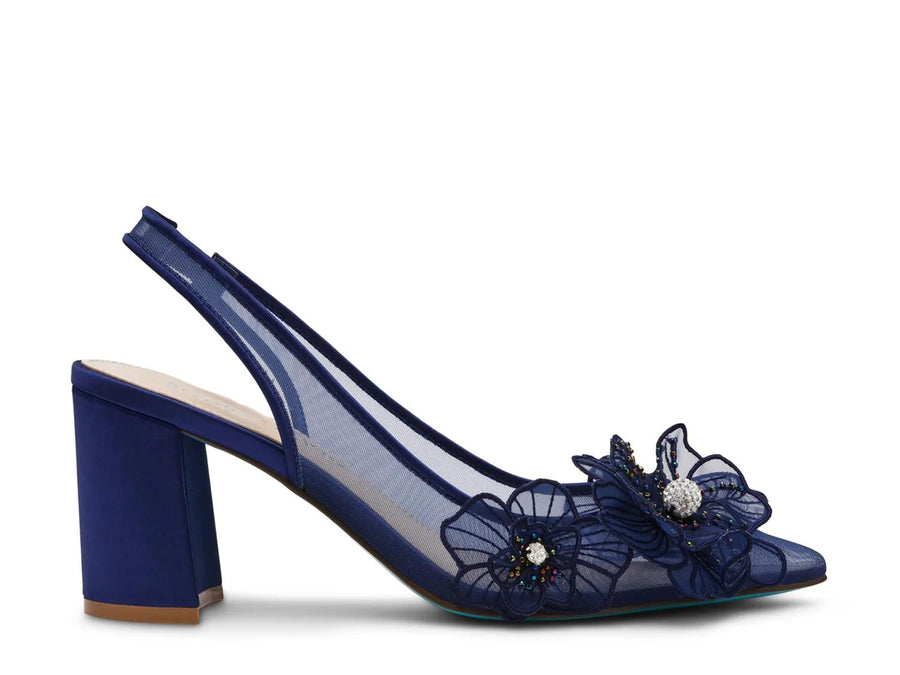 Betsey Johnson Petra Pump