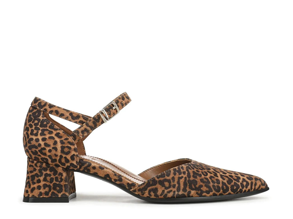 Naturalizer Maddox Pump