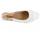 Trotters Dea Pump