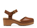 Clarks Paizlee Platform Clog