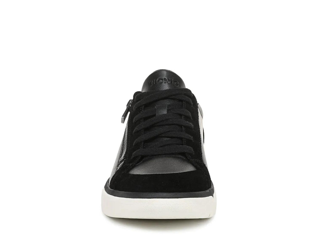 Vionic City Walk AXS Sneaker