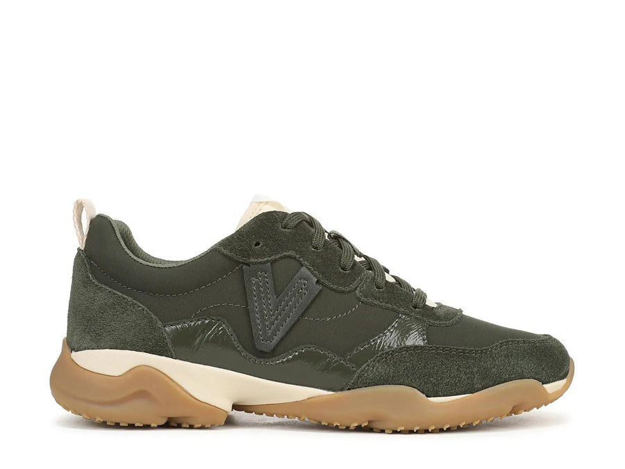 Vionic Walk Slim Glide Sneaker