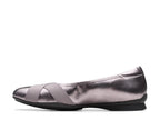 Clarks Jazmynn Gem Slip-On
