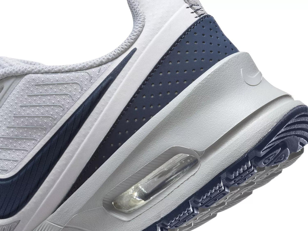 Nike Air Nuaxis Running Shoe - Men's