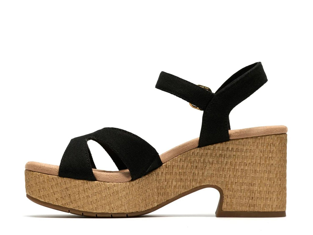 Clarks Nerisa Twist Platform Sandal
