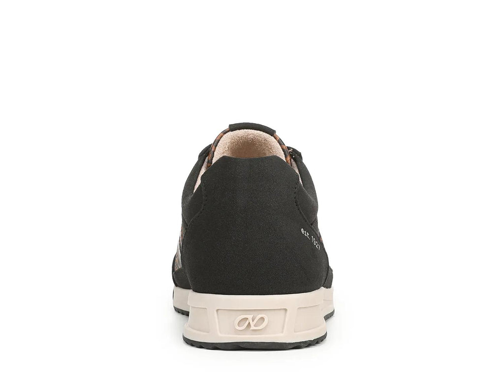 Naturalizer Garnet Sneaker