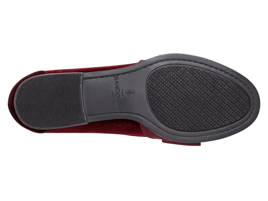 Bandolino Lindio Loafer