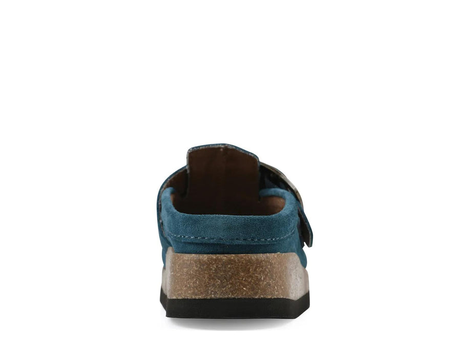 White Mountain Bueno Clog