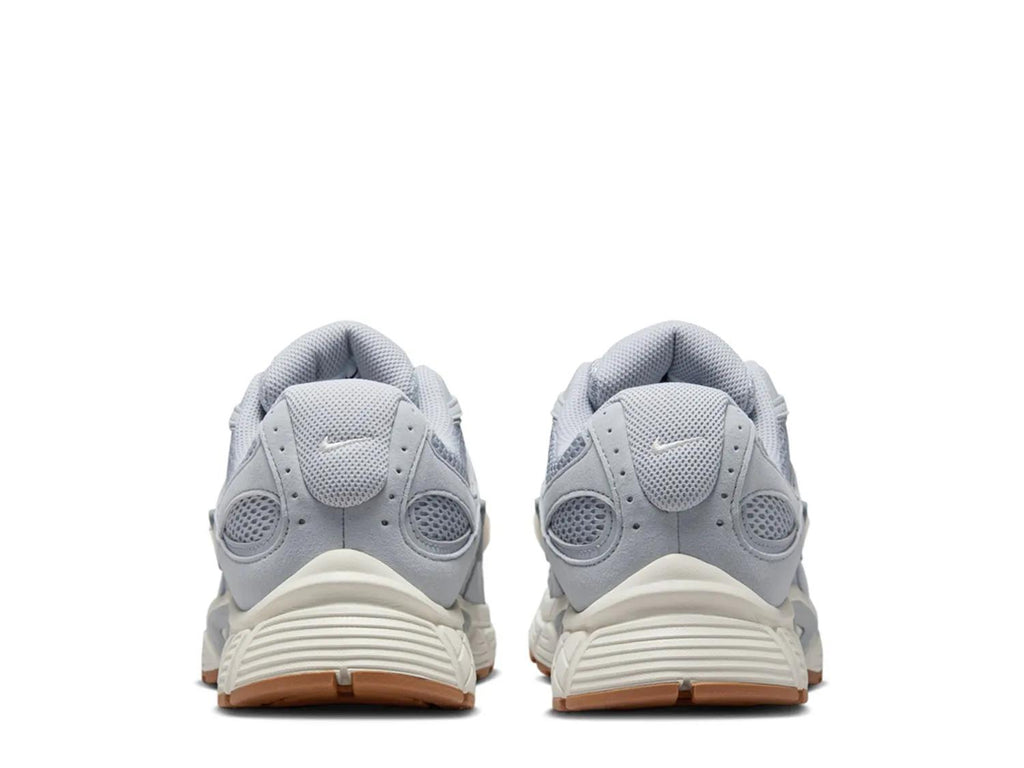 Nike V5 RNR Sneaker - Men's
