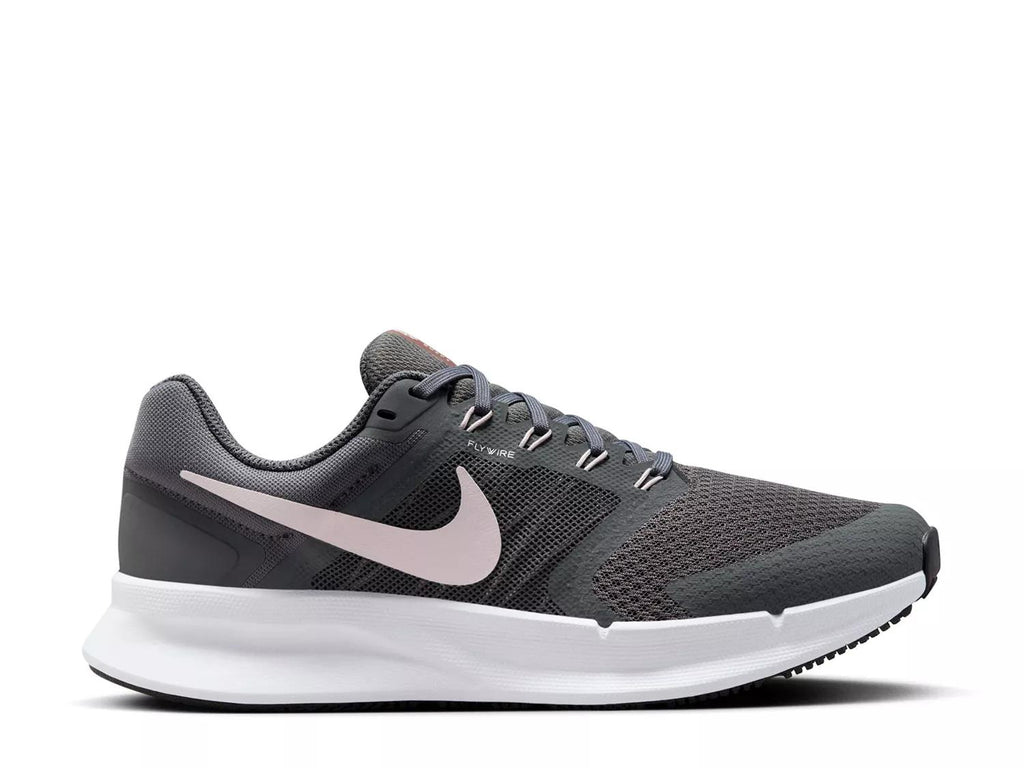 Nike Run Swift 3 Running Shoe - Women's