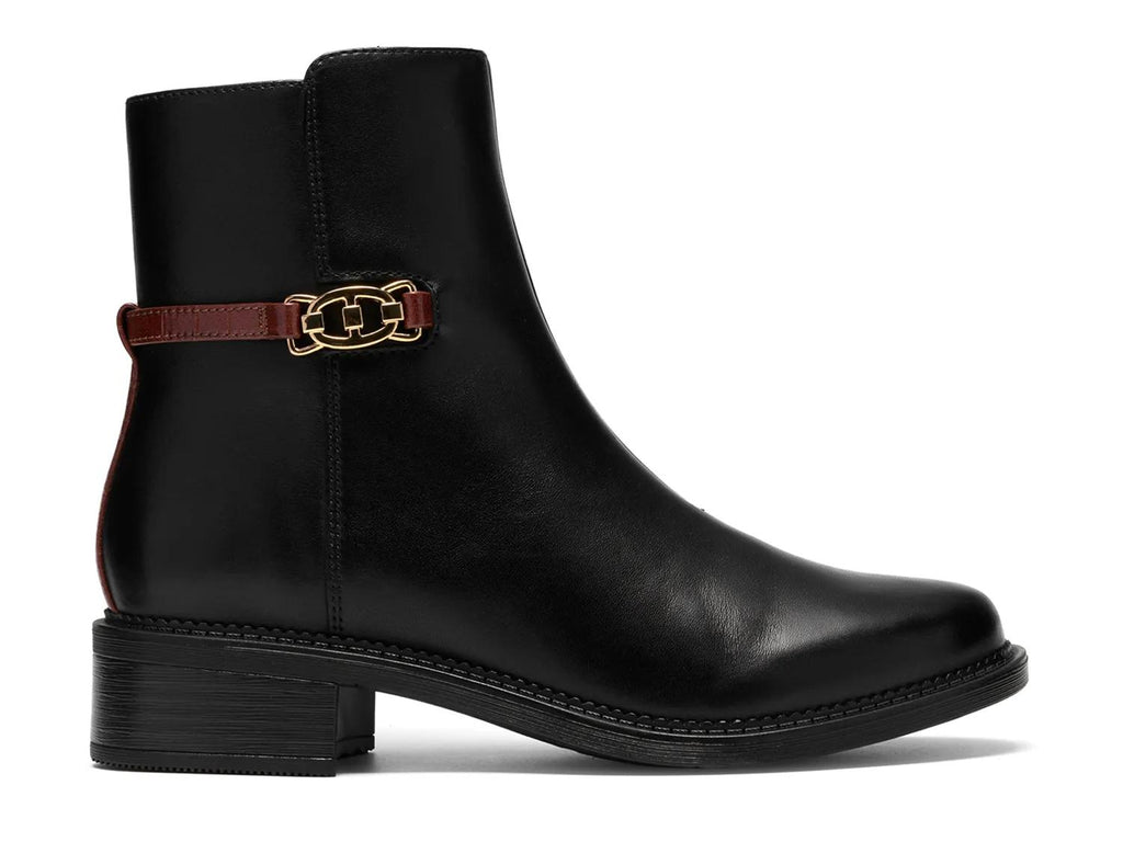 Clarks Maye Kaylie Bootie - Women's