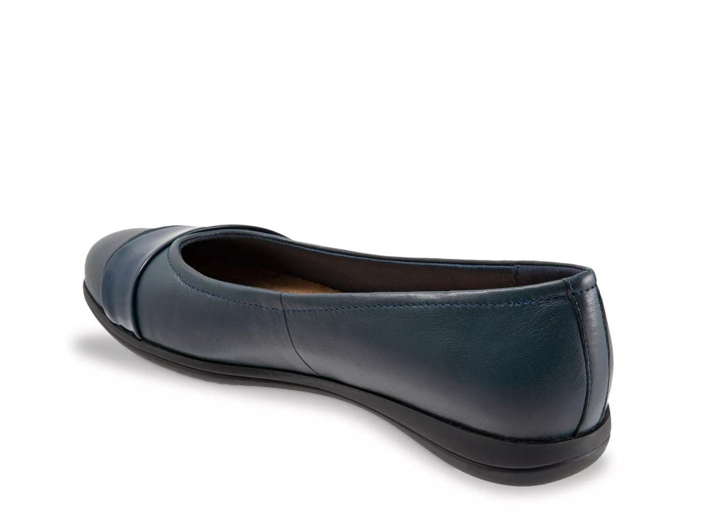 Trotters Danni Flat