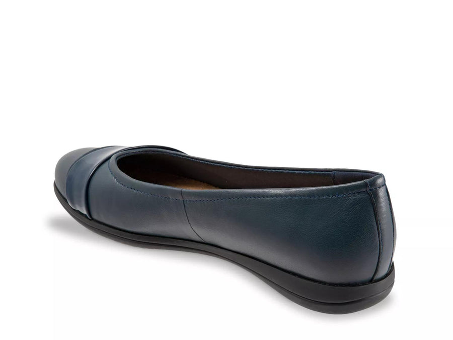 Trotters Danni Flat