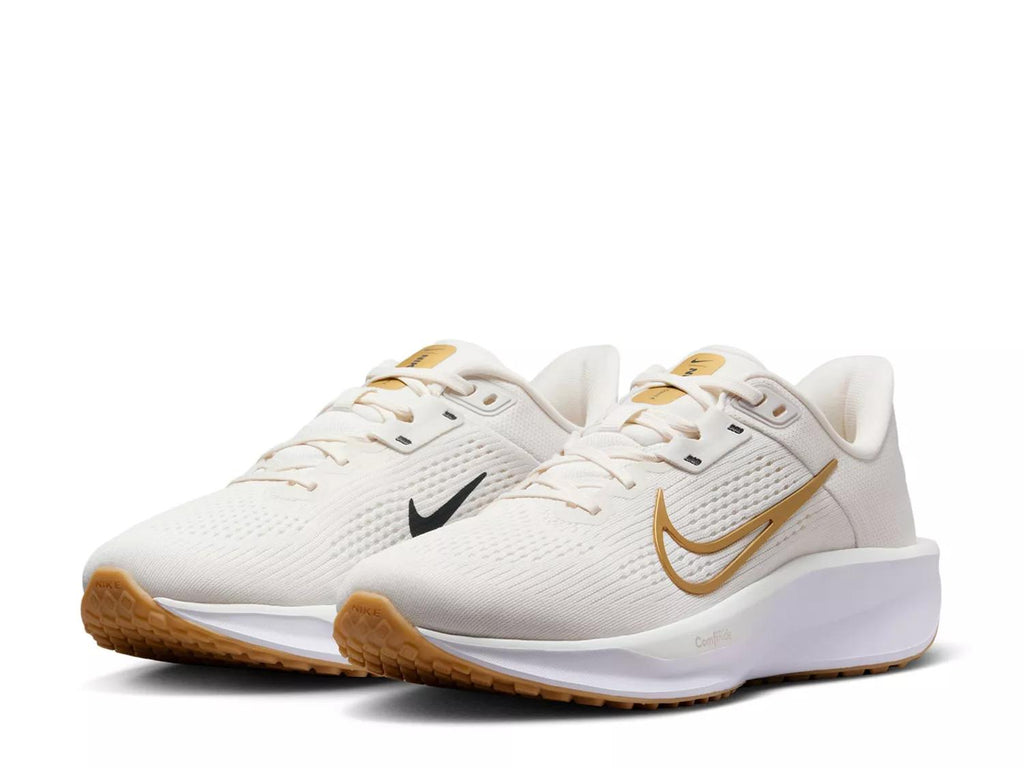 Nike Quest 6 Running Shoe - Women's
