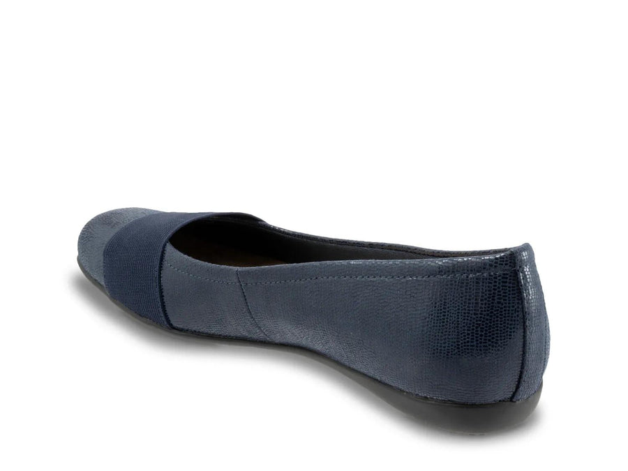 Trotters Samantha Ballet Flat