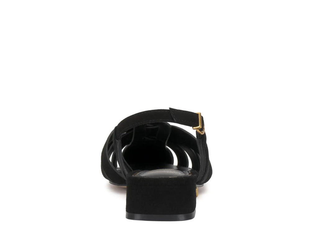 Vince Camuto Vinesha Flat