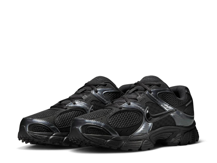 Nike V5 RNR Sneaker - Men's