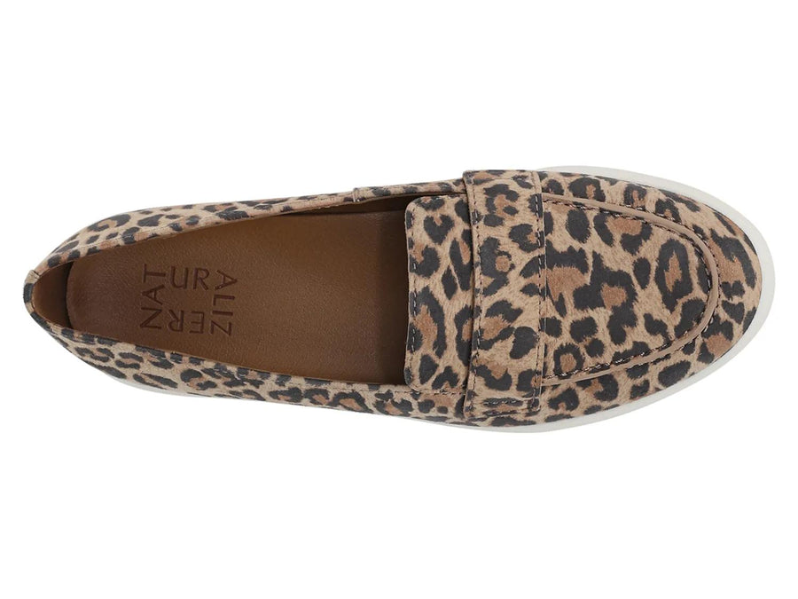 Naturalizer Karis Loafer