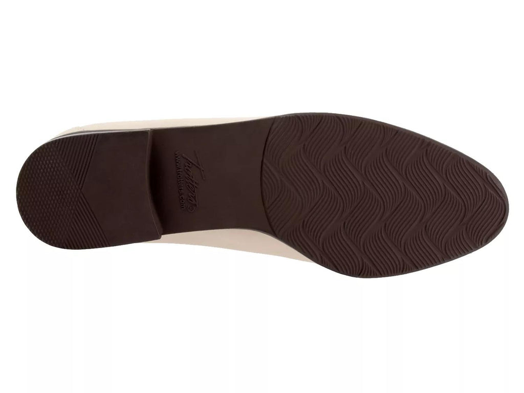 Trotters Liz Loafer