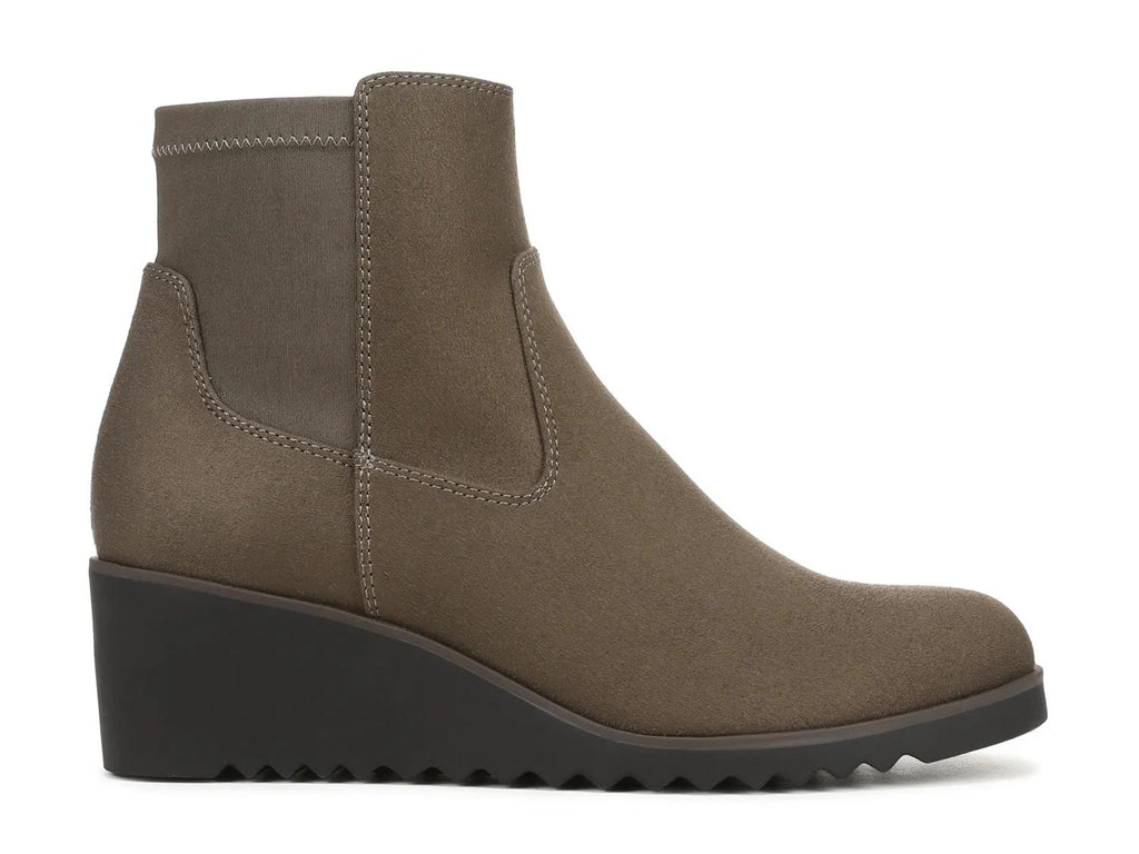 Lifestride Zionne Wedge Bootie