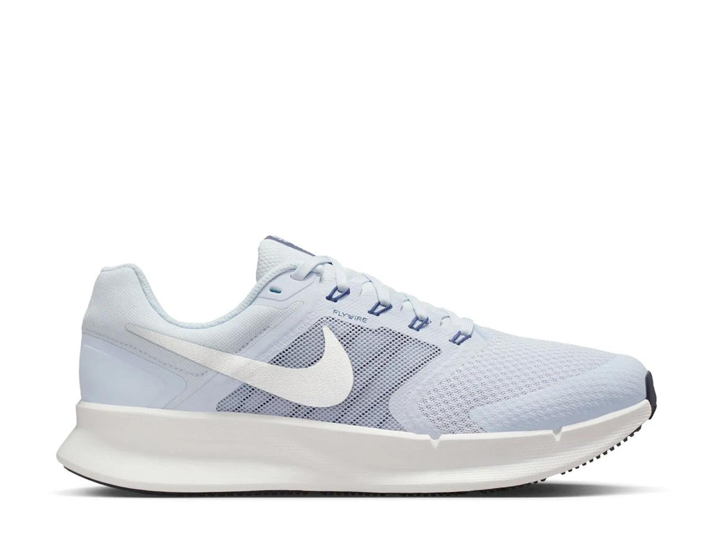 Nike Run Swift 3 Running Shoe - Women's