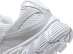 Nike V5 RNR Sneaker - Women's