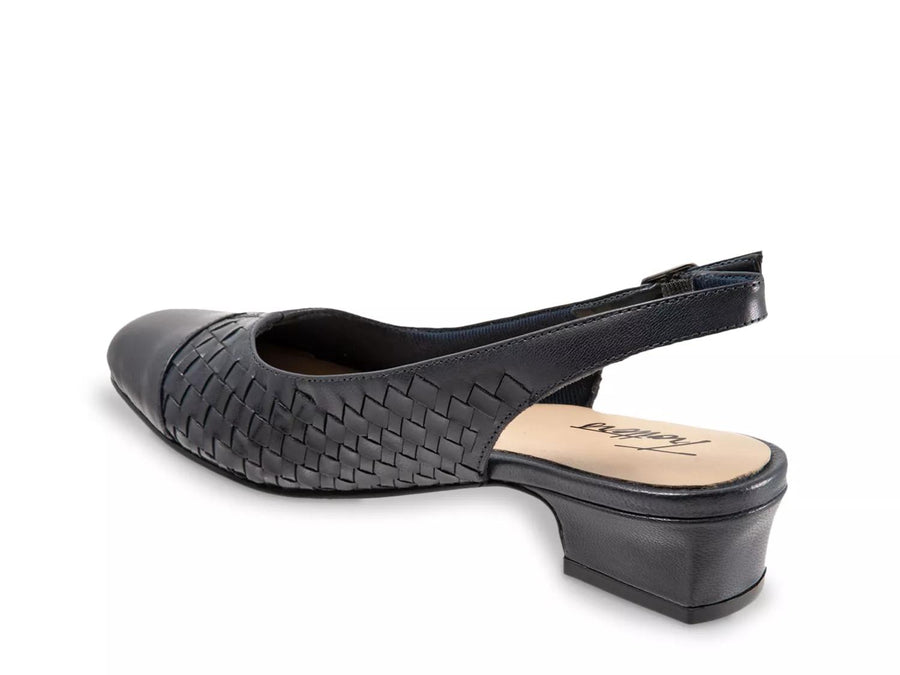 Trotters Dea Pump