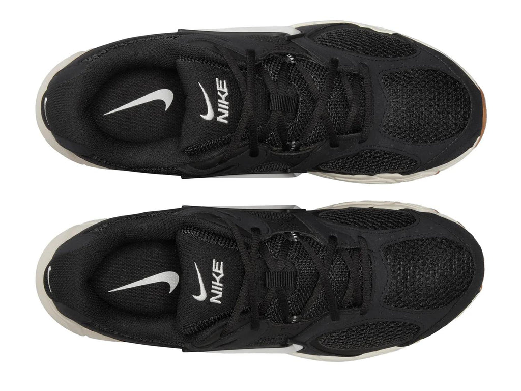 Nike V5 RNR Sneaker - Men's