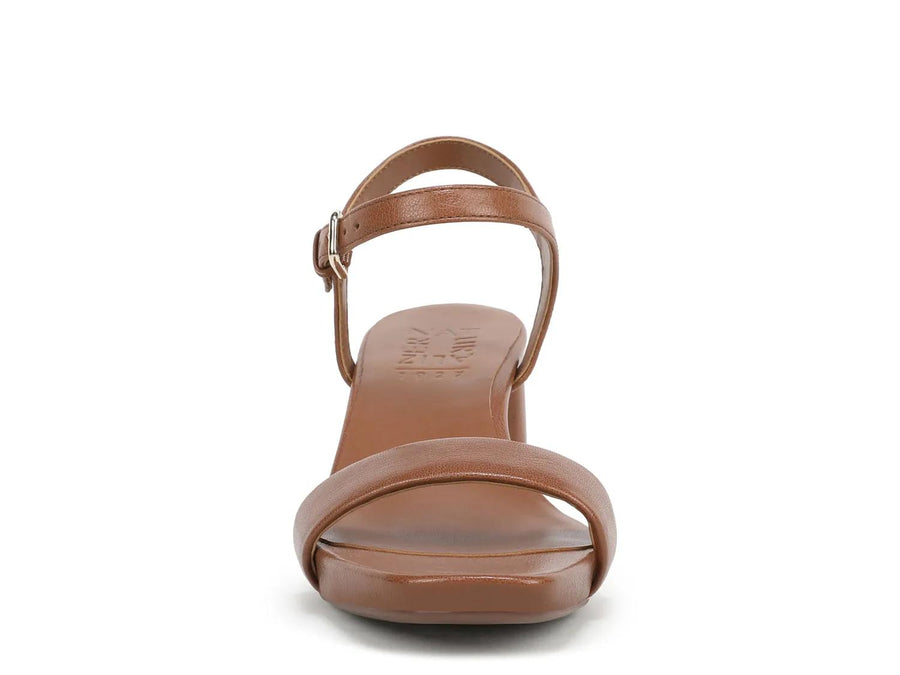 Naturalizer Izzy Sandal