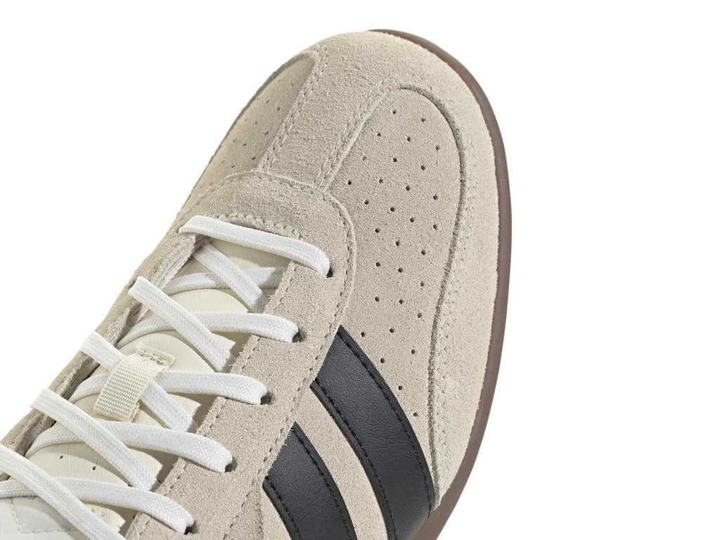 Adidas Barreda Lo Sneaker - Women's