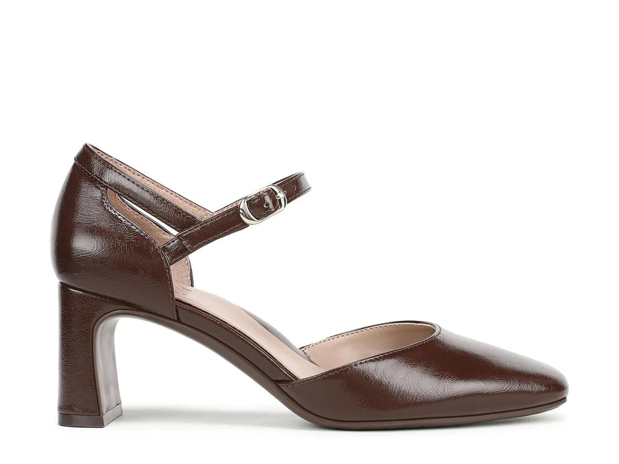 Naturalizer Yasmin Pump