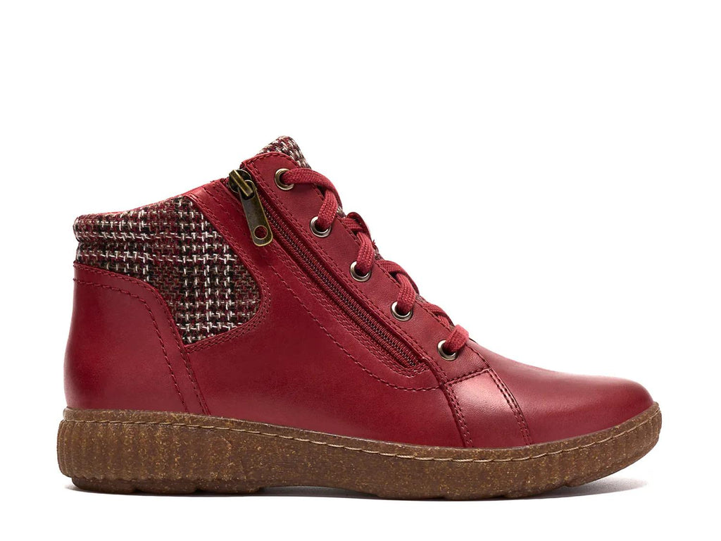Clarks Caroline Fiana Bootie - Women's