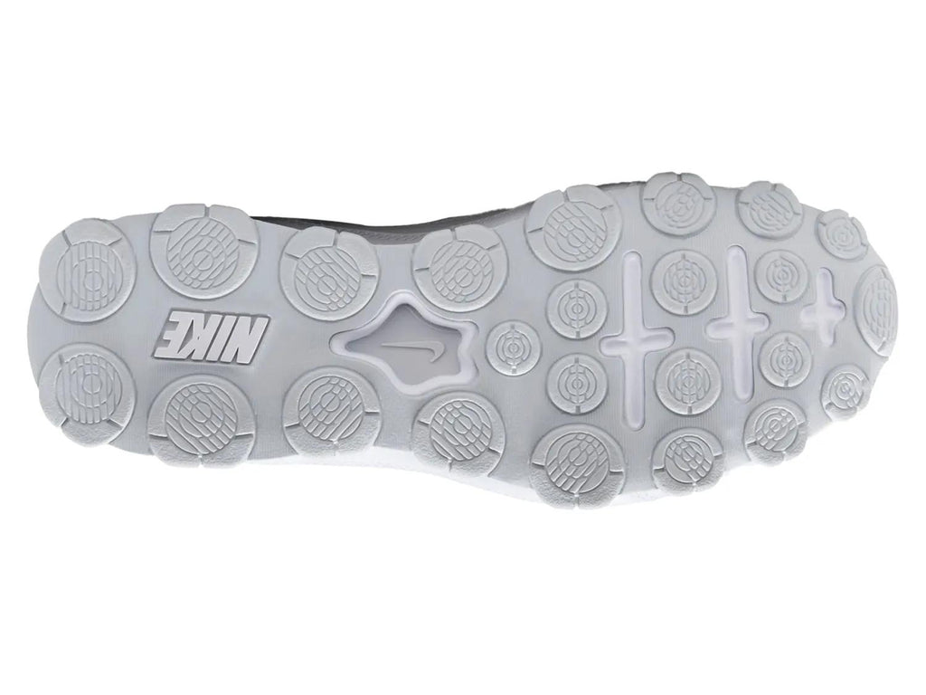 Nike Reax 8 TR Sneaker - Women's