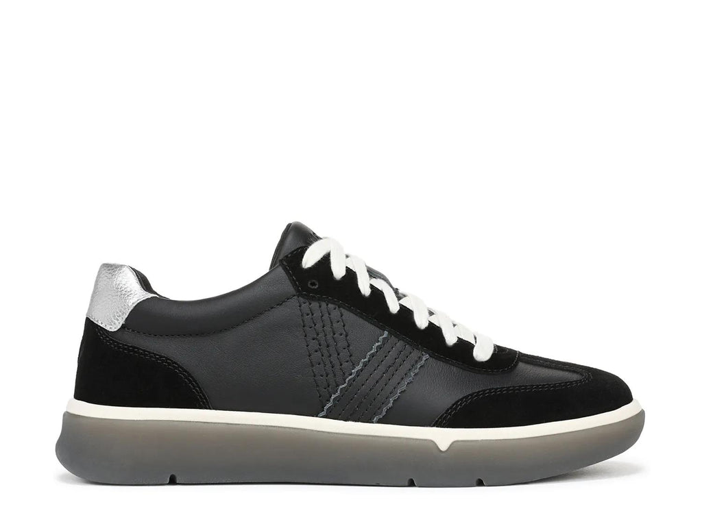 Vionic City Walk Sneaker
