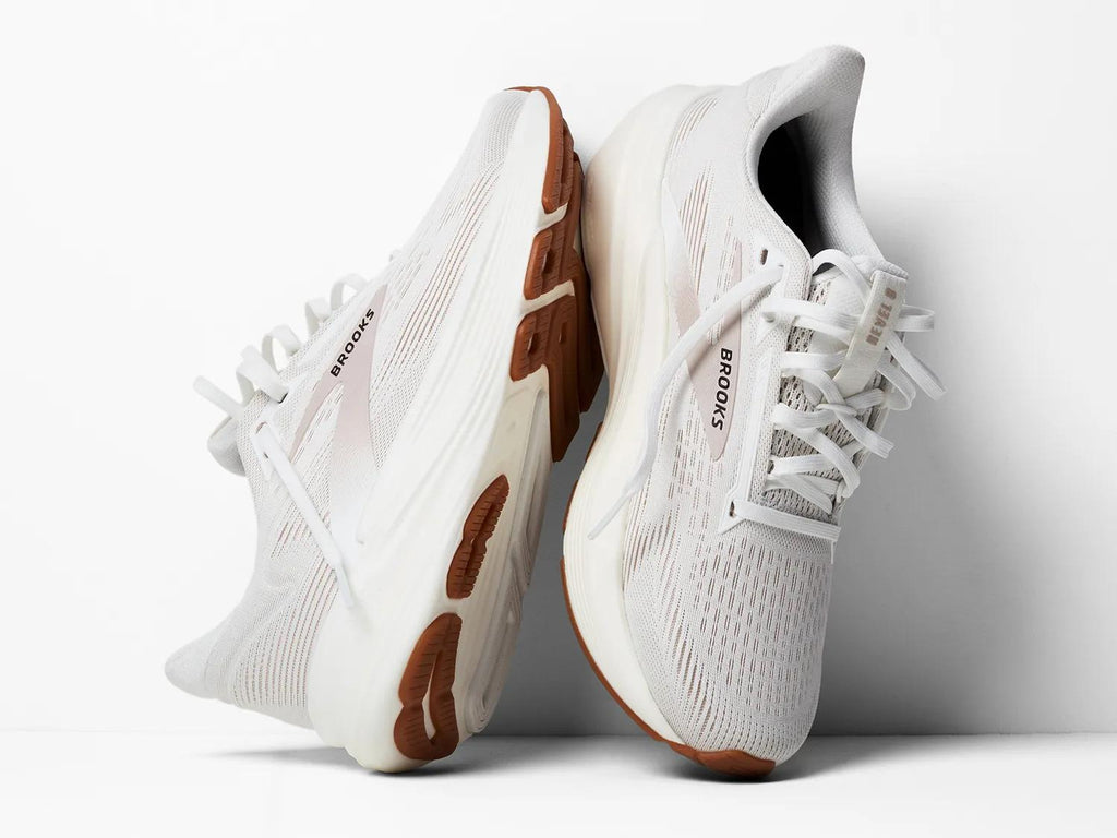 Brooks Revel 8 Running Shoe - Women's