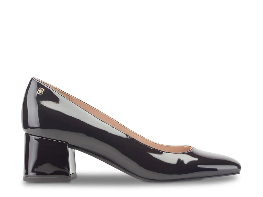 Bandolino Caser Pump