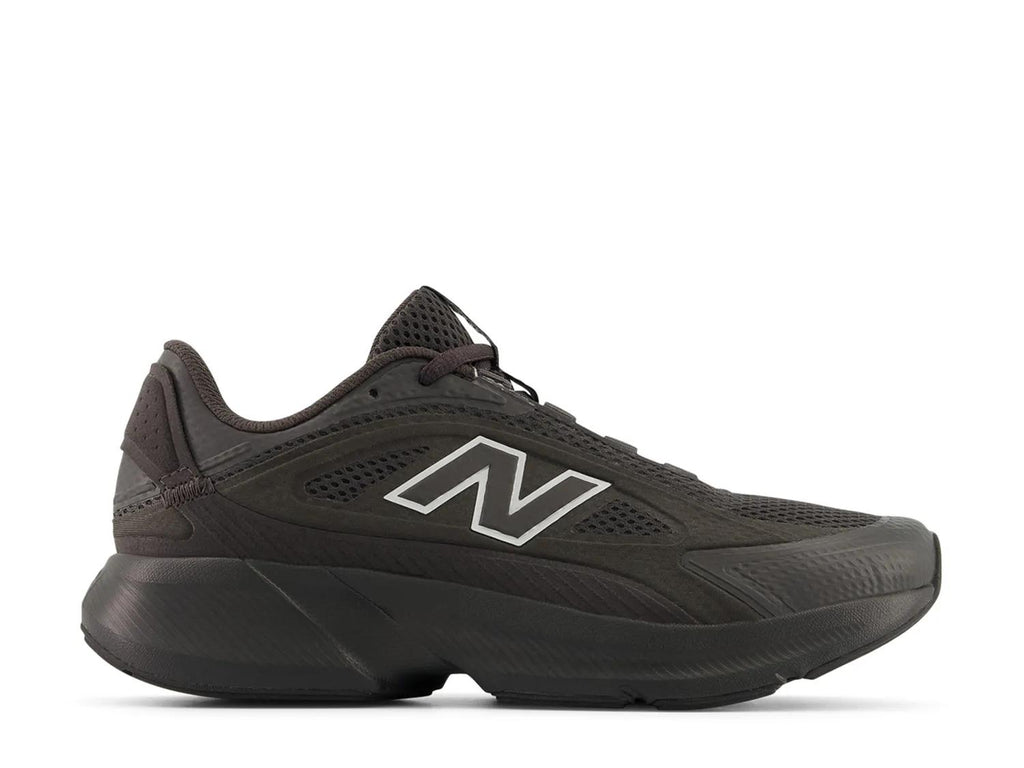 New Balance Catalyst Sneaker - Women's