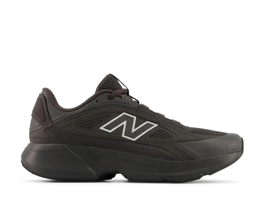 New Balance Catalyst Sneaker - Women's