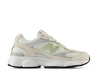 New Balance 603 Sneaker - Women's
