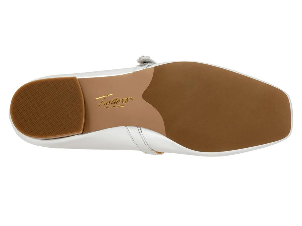 Trotters Hazel Mary Jane Flat