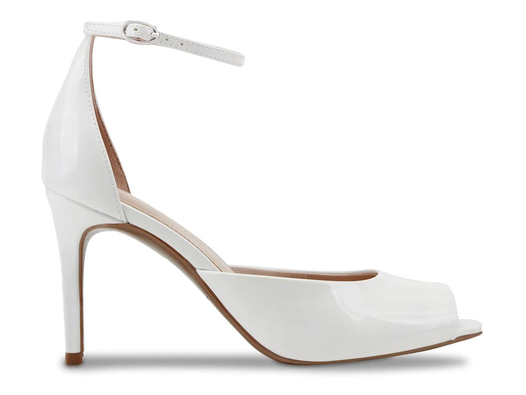 Marc Fisher Veni Sandal