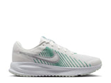 Nike Run Defy Running Shoe - Women's